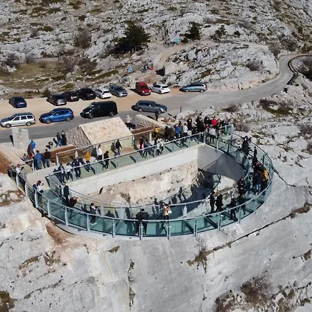 Larus Lägenhet Baška Voda