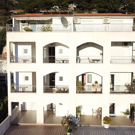 Larus Lägenhet Baška Voda